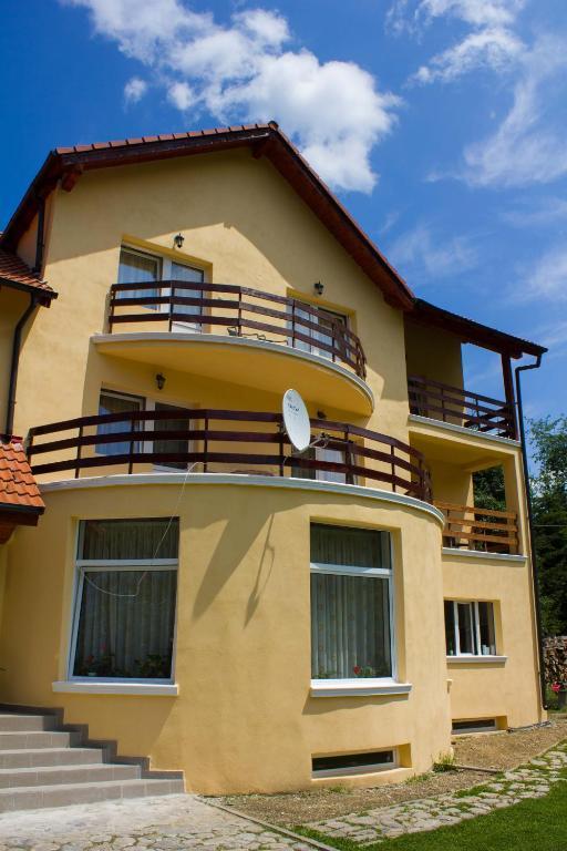 Pension Belmonte Сымбэта-де-Сус Экстерьер фото