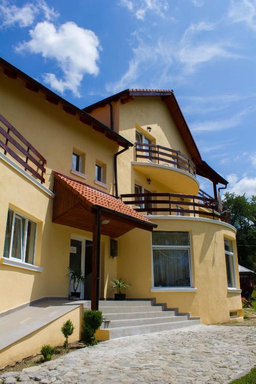 Pension Belmonte Сымбэта-де-Сус Экстерьер фото